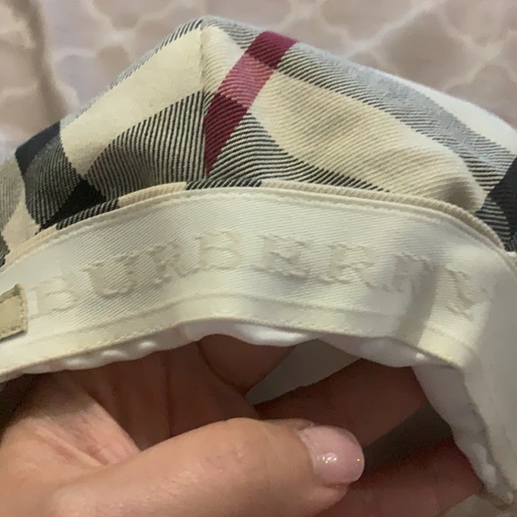 Authentic Burberry Captain Style Hat - Picture 4 of 5